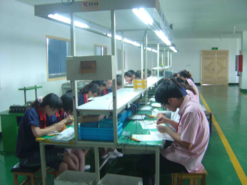 QQ_103250212_201473093512btAMhtYCUhDF1q3cmY0I