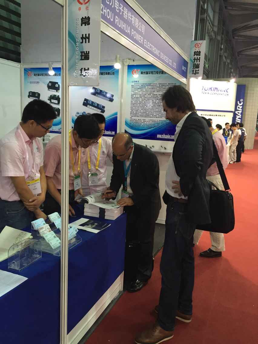 QQ_103250212_2015626141147Km7w2hgBsfW4OaxzIuGZ