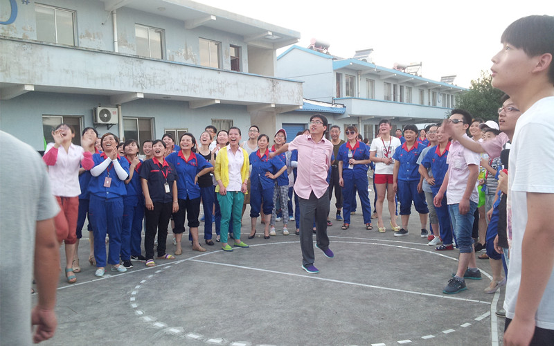 QQ_103250212_20158141112474mo1E8GoVfGEFLc7pmko