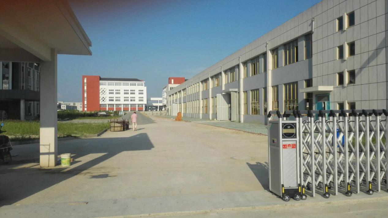 QQ_103250212_20168473517OxDVX64ot1bOfXV8Uetz