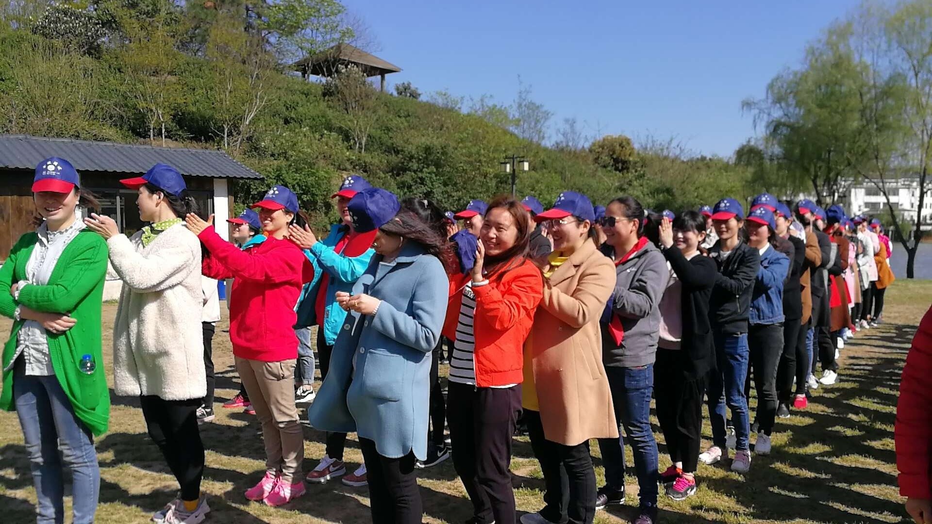 QQ_103250212_201841291735RyXNQUjL9IXPc0TLgopC